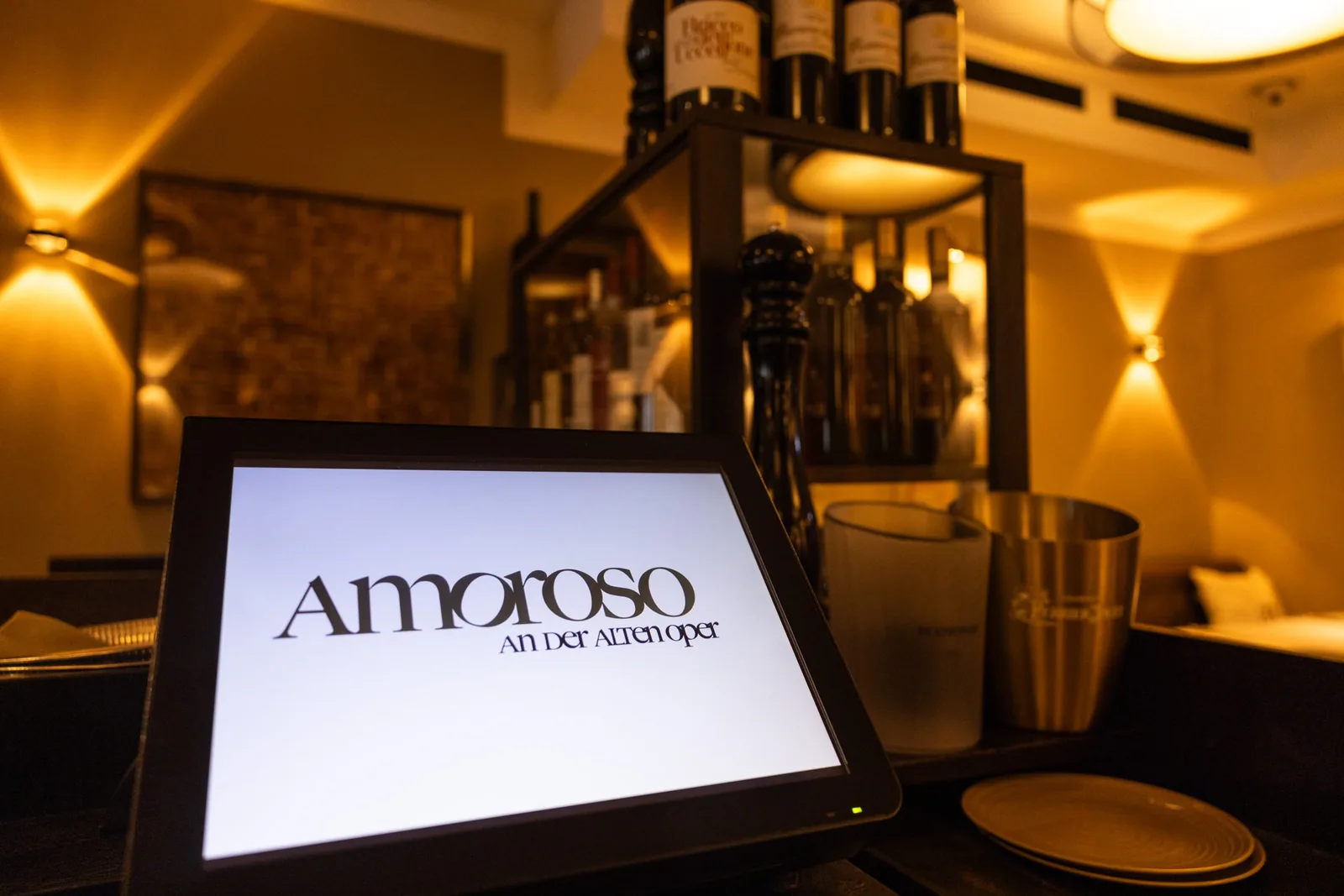 Amoroso – Fine Dining & Hospitality